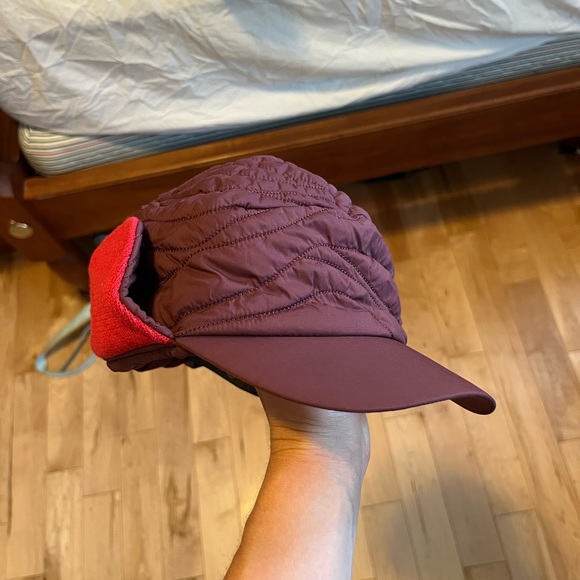 2022 Beijing Olympic Lululemon Team Canada Hat - Picture 1 of 3